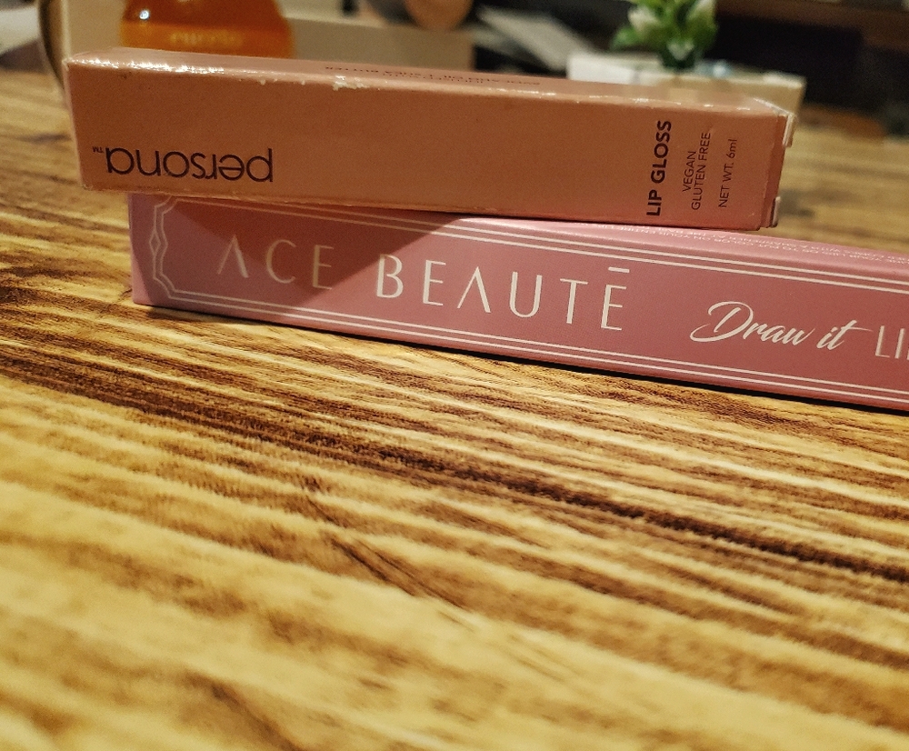 *Ace beaute liner set & persona lip gloss 💋
